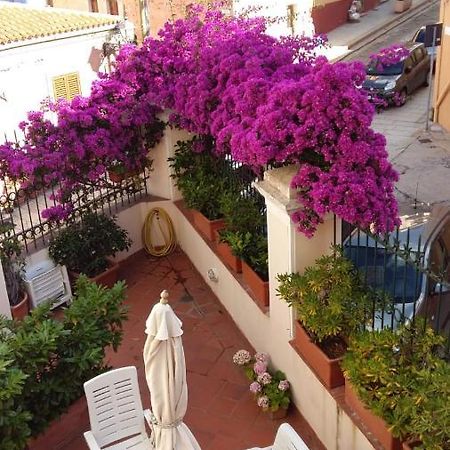 Monolocale In Villa Centrale La Maddalena  Luaran gambar