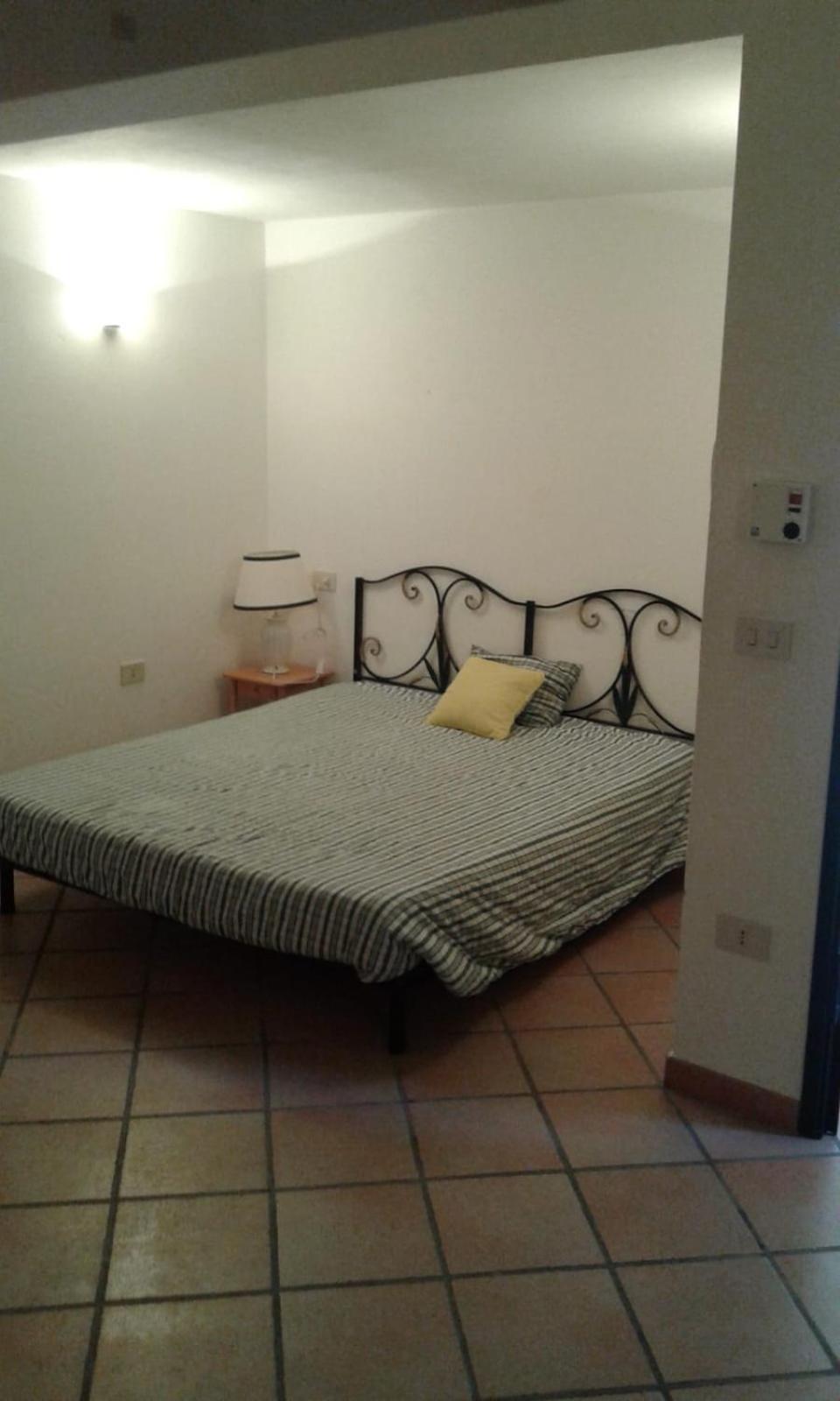 Monolocale In Villa Centrale La Maddalena  Luaran gambar